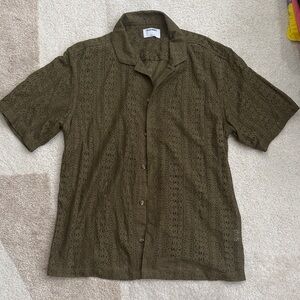 Old Navy Olive Green Eyelet Short Sleeve Button-Up